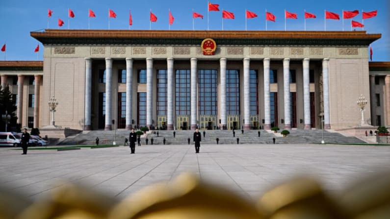 Xi destaca el aniversario de un funcionario chino prodemocrático en medio de las fricciones internas
