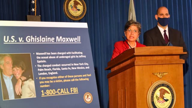 Renuevan petición para que la Corte desvele materiales del gran jurado sobre Epstein y Maxwell