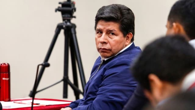 Condenan a 11 años y 5 meses de cárcel a expresidente peruano Castillo por intentó de golpe de estado