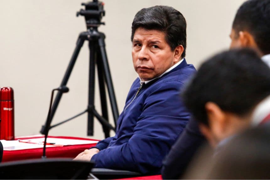 El expresidente de Perú Pedro Castillo reacciona durante una audiencia este jueves, en la Sala Penal Especial de la Corte Suprema, en Lima, Perú. (EFE/ Renato Pajuelo)