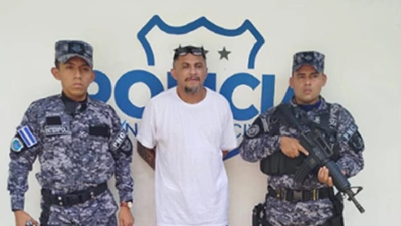 Líder de pandilla salvadoreña fue expulsado de Estados Unidos, según ICE