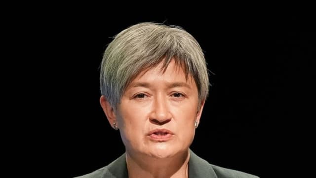 Canciller australiana defiende el multiculturalismo pero se niega a condenar la directiva de Trump sobre migración