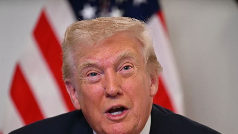 Impuesto sobre la renta podría desparecer en los próximos años gracias a ingresos de aranceles: Trump