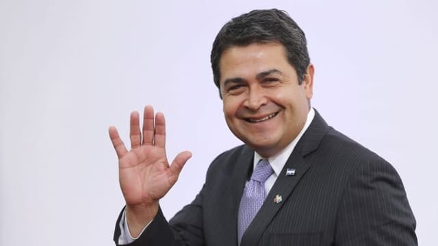 Expresidente de Honduras sale de prisión tras indulto de Trump: "Dios escuchó oraciones de miles de hondureños"