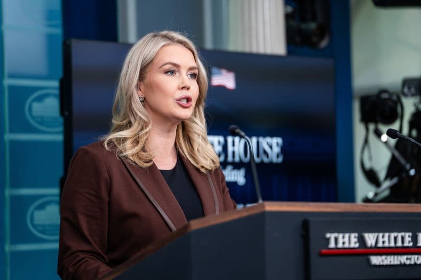 Trump considera medidas adicionales contra cárteles mexicanos, dice portavoz de Casa Blanca