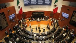 Senado mexicano avala "Ley Antimemes": Hasta 5 años de prisión por uso indebido de logos oficiales