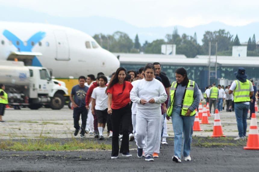 EE. UU. y México deportaron a 49,079 guatemaltecos en lo que va de año