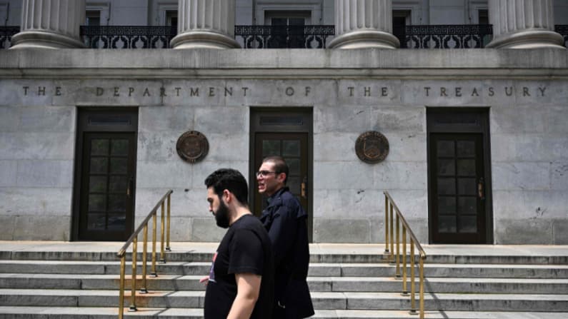El IRS y el Departamento del Tesoro publican directrices sobre las "cuentas Trump"