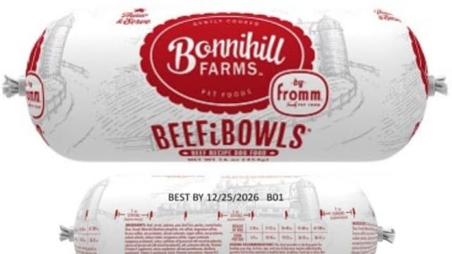 Imagen del producto BeefiBowls Beef Recipe de Bonnihill Farms objeto de la retirada. (Cortesía de la FDA)