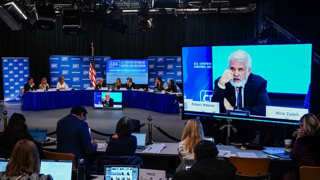 Asesores de los CDC retrasan votación sobre las recomendaciones de vacuna contra hepatitis B