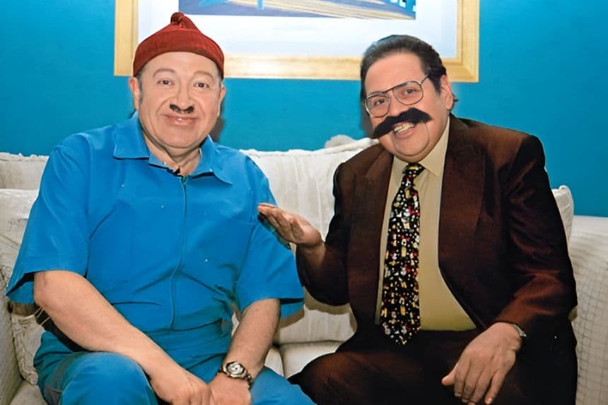 Enrique Cuenca (der.) junto a Eduardo Manzano (izq.) en una foto de archivo en 1999. (JaviLosada33/ CC BY-SA 4.0)