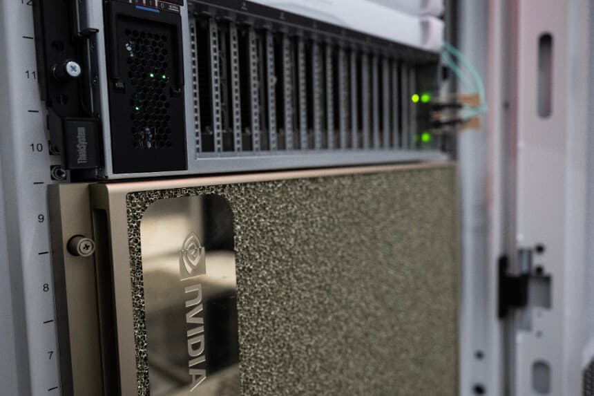 Senadores estadounidenses presentan proyecto de ley para impedir exportación de chips avanzados a China