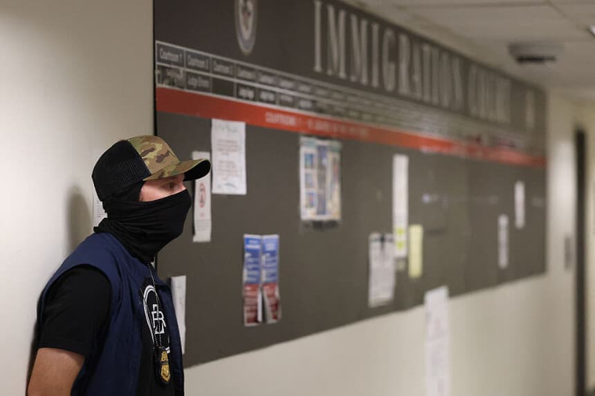 Máximo tribunal bloquea fallo sobre libertad de expresión de jueces migratorios