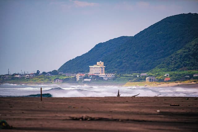 Terremoto de 7.6 golpea el norte de Japón y detona alerta de tsunami en zonas costeras