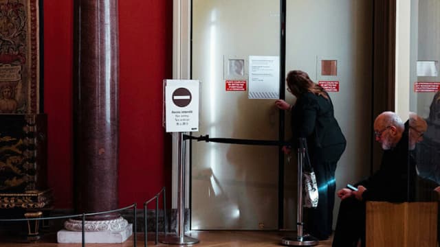 Empleados del Louvre anuncian huelga el día 15 por el grave deterioro del museo