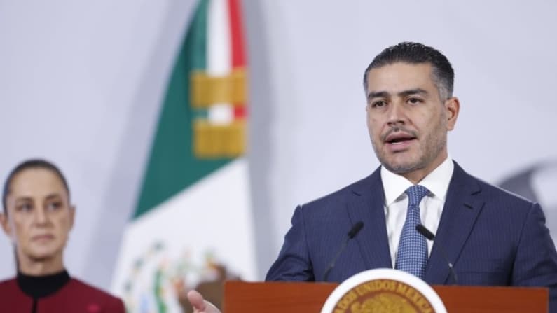 El gobierno de México pide a EE. UU. información sobre exagente de la DEA acusado de colaborar con el narco