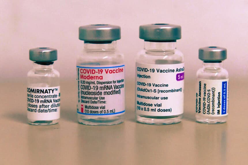 Estudio de Stanford halla la raíz de la miocarditis por vacunas y propone una posible terapia