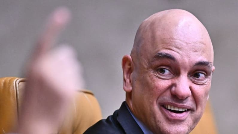 EE. UU. levanta sanciones al juez brasileño Alexandre de Moraes, quien llevó el caso de Bolsonaro