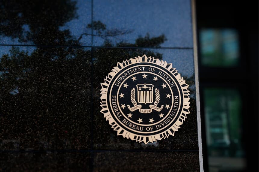 FBI intensifica la persecución contra la red 764, según Dan Bongino