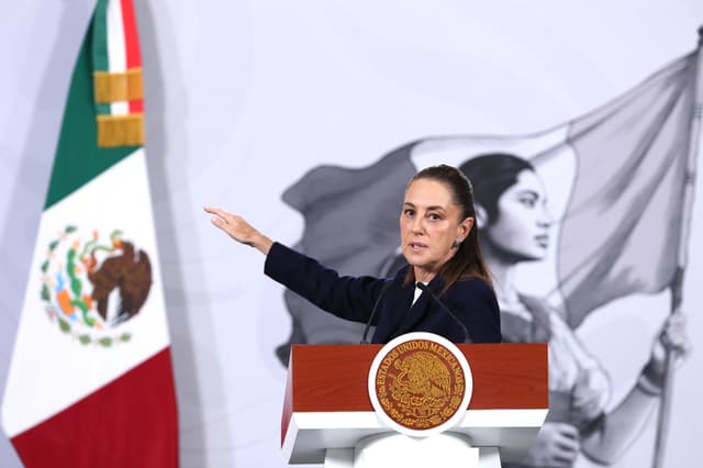 Gobierno de México presume la fortaleza del peso frente al dólar como muestra de confianza