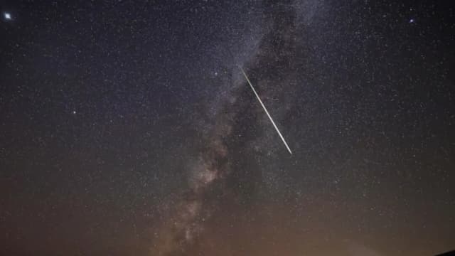 Una de las mejores lluvias de meteoritos del año dará comienzo al 2026: lo que debe saber