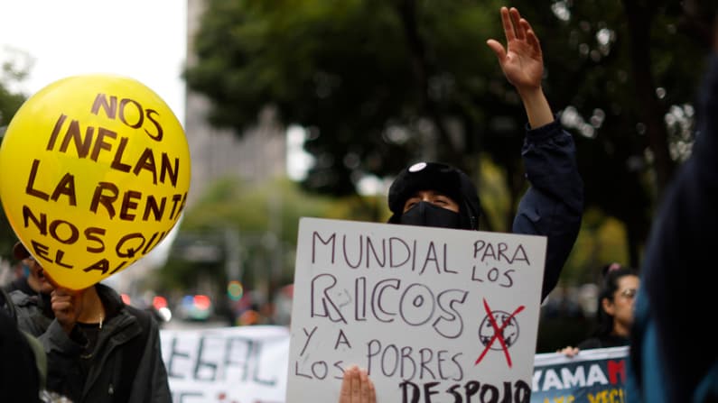 Manifestantes denuncian desalojos forzados en CDMX ligados a preparativos del Mundial