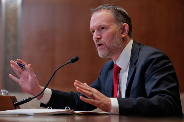 El representante comercial de Estados Unidos, Jamieson Greer, testifica ante el Subcomité de Comercio, Justicia, Ciencia y Agencias Relacionadas en el edificio Dirksen del Senado en Capitol Hill el 9 de diciembre de 2025 en Washington, DC. (Chip Somodevilla/Getty Images)