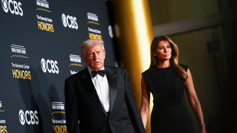 Junta directiva del Kennedy Center vota a favor de cambiar su nombre por el de Trump-Kennedy Center