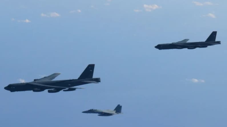 Japón aprueba presupuesto récord de defensa en medio de tensiones con China