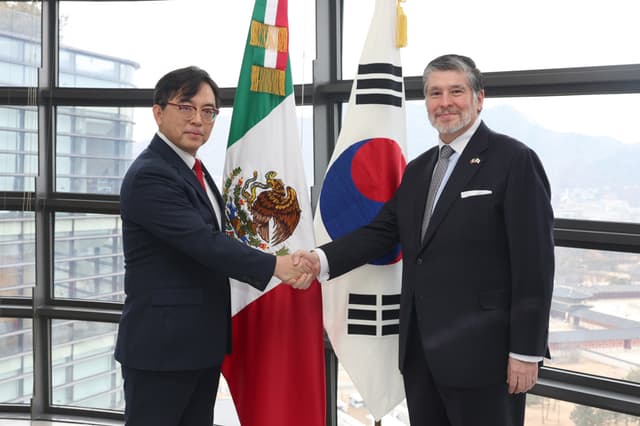 Seúl pide a México salvaguardar inversiones coreanas ante imposición de nuevos aranceles