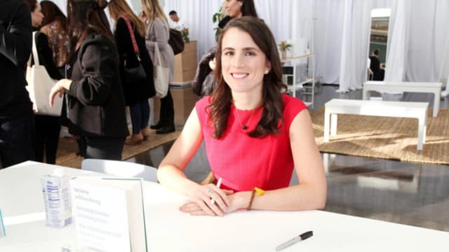 Tatiana Schlossberg asiste a la firma de su libro en la In Goop Health Summit San Francisco 2019, celebrada en el Craneway Pavilion de Richmond, California, el 16 de noviembre de 2019. (Amber De Vos/Getty Images para goop).