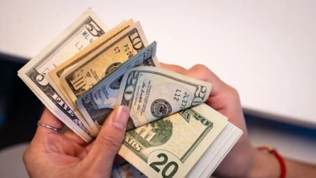 El dólar estadounidense se fortalece tras el operativo en Venezuela