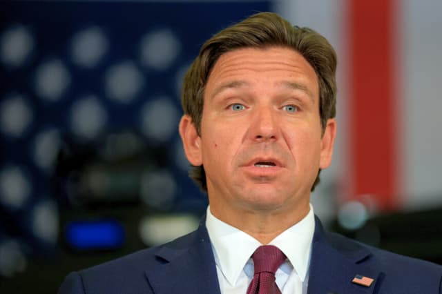 Florida realizó casi 20,000 detenciones de inmigrantes en 2025