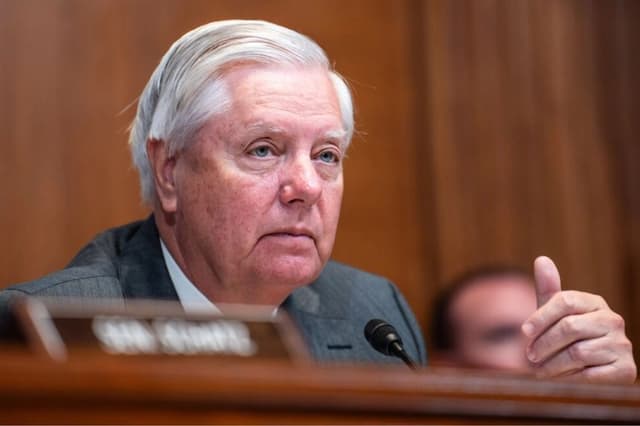 Senador de EE. UU. afirma que Venezuela puede hacer la transición post-Maduro sin tropas estadounidenses