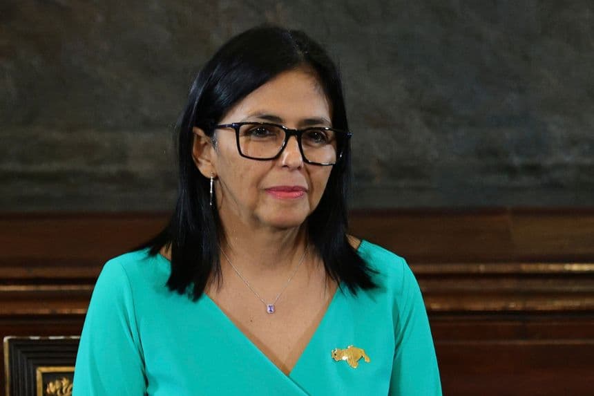 La vicepresidenta de Venezuela, Delcy Rodríguez, reacciona tras tomar posesión como presidenta interina de Venezuela durante la sesión inaugural del período legislativo constitucional 2026-2031 en el Palacio Federal Legislativo el 5 de enero de 2026 en Caracas, Venezuela. (Jesús Vargas/Getty Images)