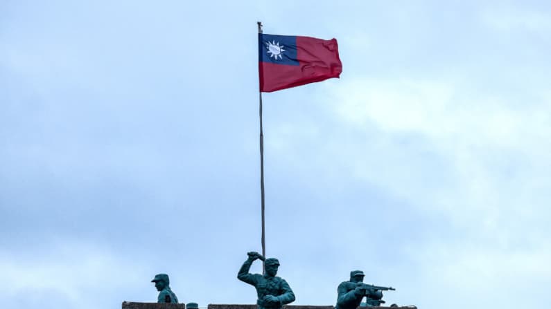 Trump dice que intervención de EE. UU en Venezuela no es precedente para que China actúe en Taiwán