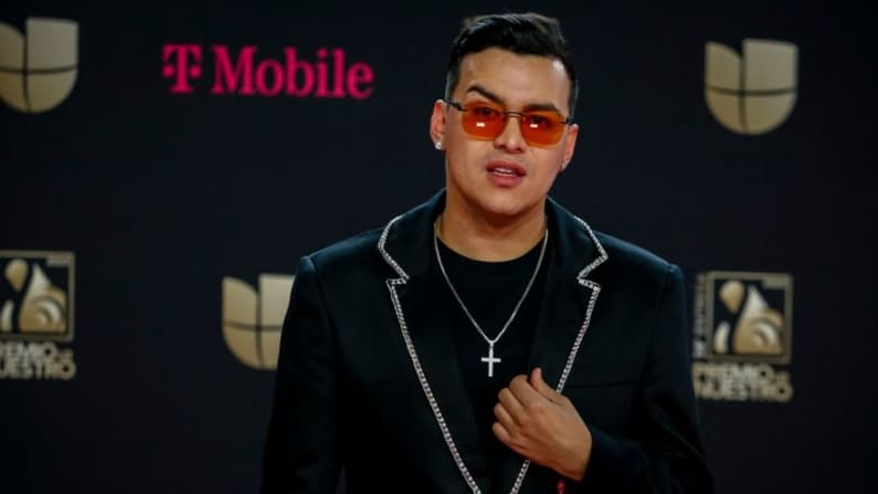 El cantante colombiano Yeison Jiménez muere en accidente de avioneta, soñó 3 accidentes y su muerte