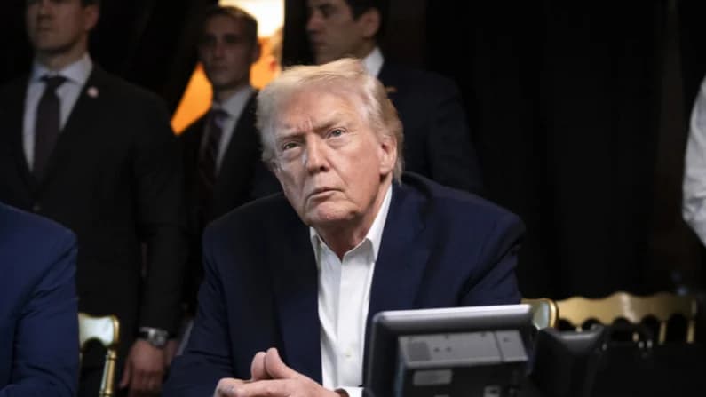 Trump dice que Irán busca negociar tras advertencia de intervención militar