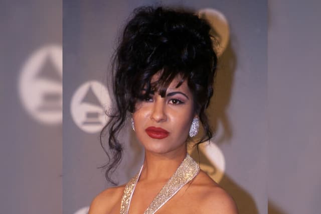 Selena en la sala de prensa de los Premios Grammy 1994 en Nueva York, Nueva York (Vinnie Zuffante/Getty Images)