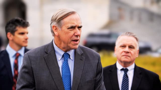 Senadores de EE. UU. buscan cerrar oficinas de Hong Kong ligadas al Partido Comunista chino