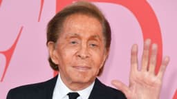 Fallece el diseñador italiano Valentino a los 93 años en Roma