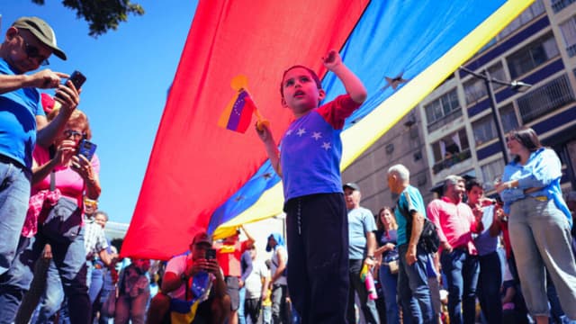 Encuesta de Vente Venezuela en Ecuador busca ordenar eventual regreso de venezolanos