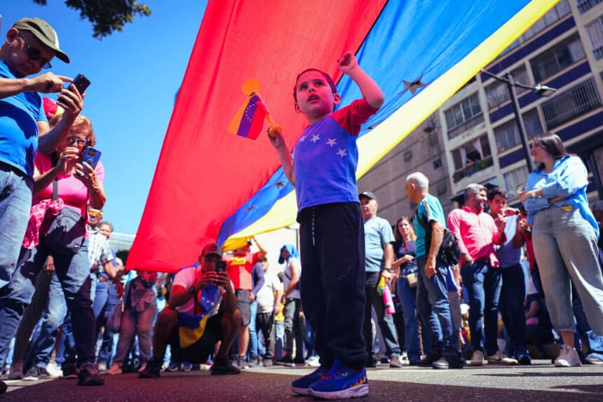 Encuesta de Vente Venezuela en Ecuador busca ordenar eventual regreso de venezolanos