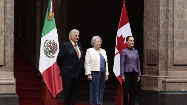 Claudia Sheinbaum recibe a la gobernadora general de Canadá, Mary Simon