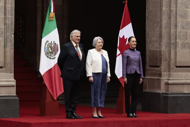Claudia Sheinbaum recibe a la gobernadora general de Canadá, Mary Simon