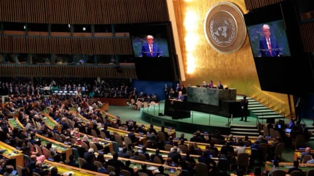 El presidente Donald Trump habla durante el 80.o período de sesiones de la Asamblea General de las Naciones Unidas en la sede de las Naciones Unidas en la ciudad de Nueva York el 23 de septiembre de 2025. (Chip Somodevilla/Getty Images)