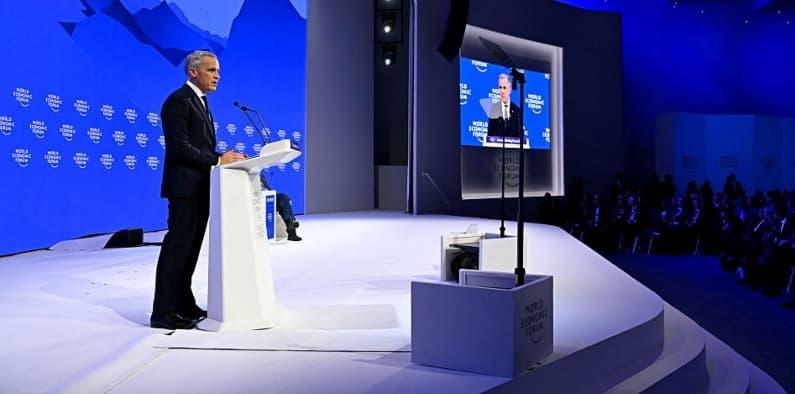 Discursos del primer ministro de Canadá en Davos y Beijing no pueden considerarse aisladamente