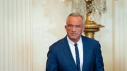 El antiguo grupo de RFK Jr. demanda a la Academia Americana de Pediatría