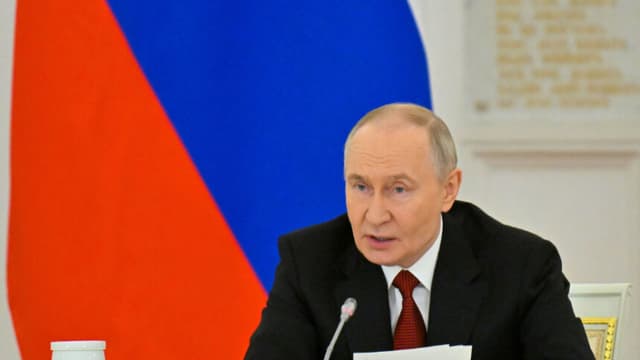 A Rusia no le preocupa quién sea el propietario de Groenlandia, dice Putin