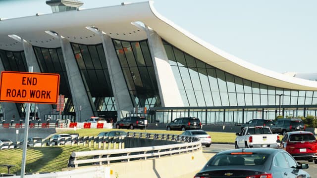 Plan de Trump para el aeropuerto Dulles promete modernización y mayor capacidad